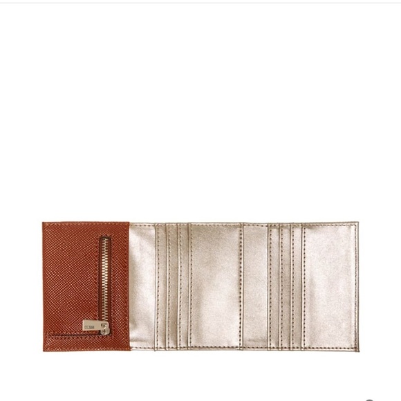 New GUESS Logo Small Trifold Wallet - Picture 3 of 7